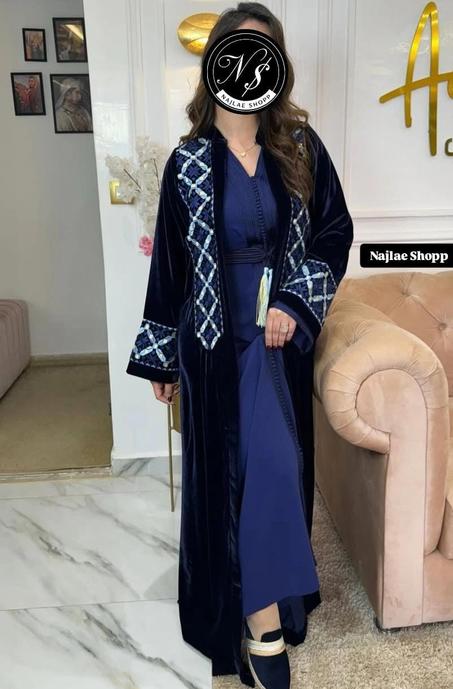 قفطان دوبياس بالكيمونو طرزة كاري