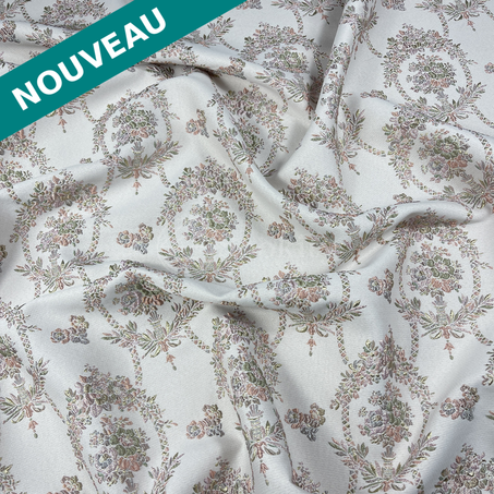 Broché - Couronne de fleurs en Saumon vert poireau