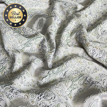 Broché - Médaillon en Beige vert clair