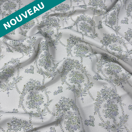 Broché - Couronne de fleurs en Vert eau lavande