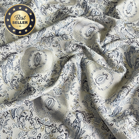 Broché - Médaillon en Gris bleu nuit