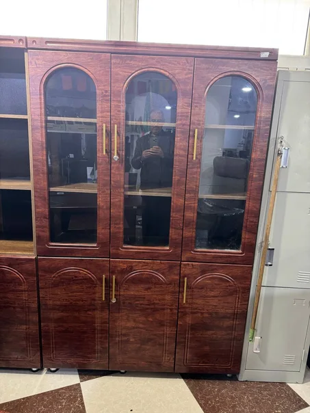 خزانة MDF D4