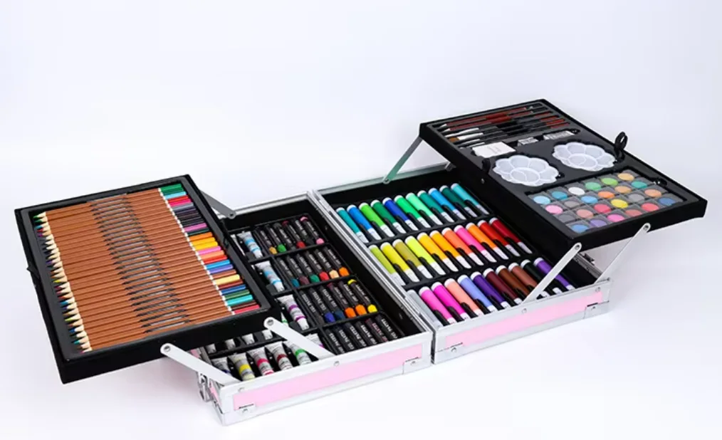 طقم الألوان المتكامل