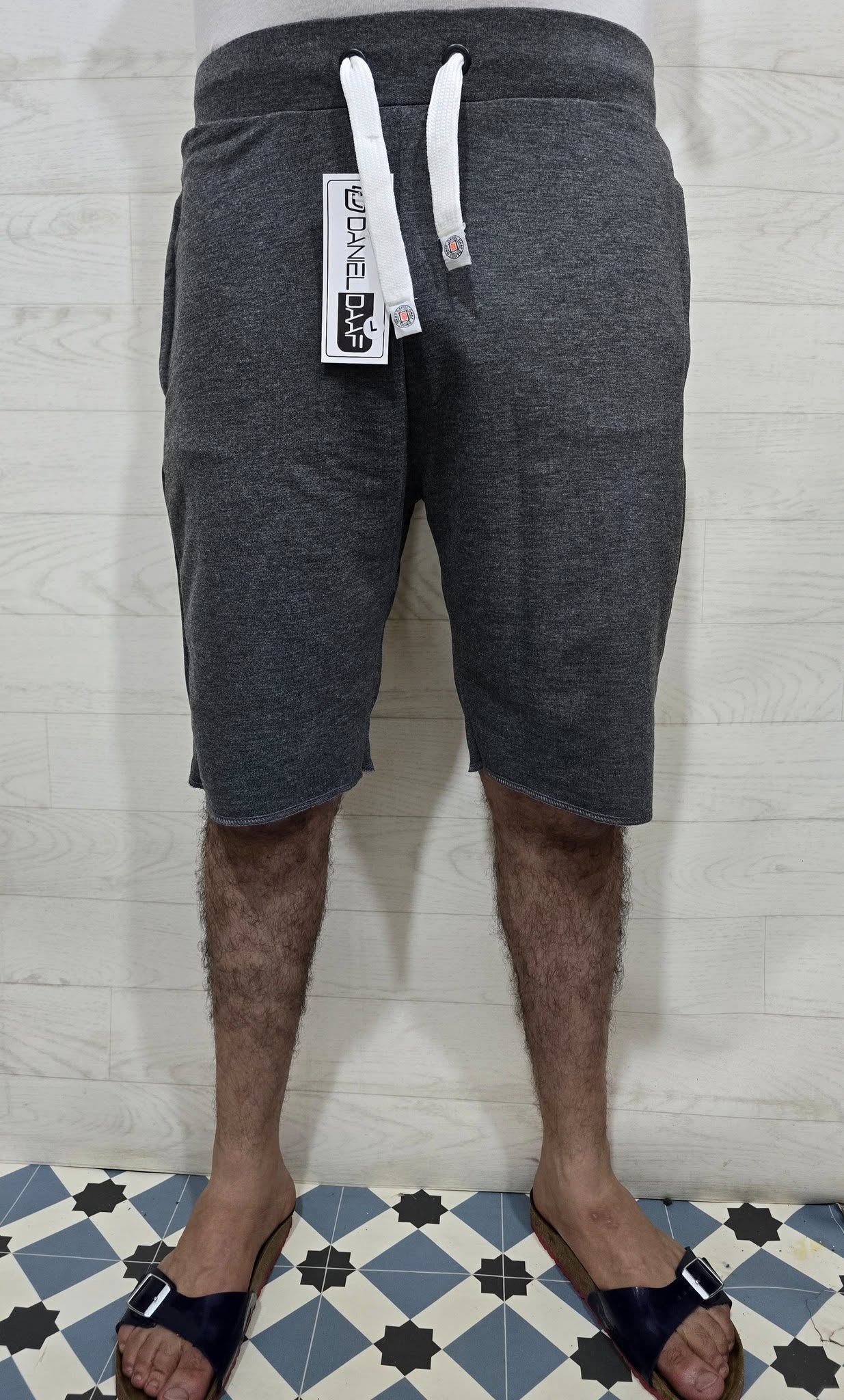 Short Daniel Dav