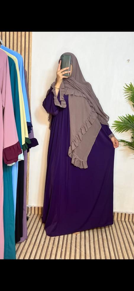 عباية فضفاضة او مرتاحة فاللبس او بالشال ديالها  توب كريب روزا  😍 التمن 269 درهم  شاملة التوصيل  🚚 المقاسات  m. L.  xl . xxl او ألوان زاهية  كتليق للمناسبات  🩵 سارعي بالحجز قبل متسالي الفرصة ✅