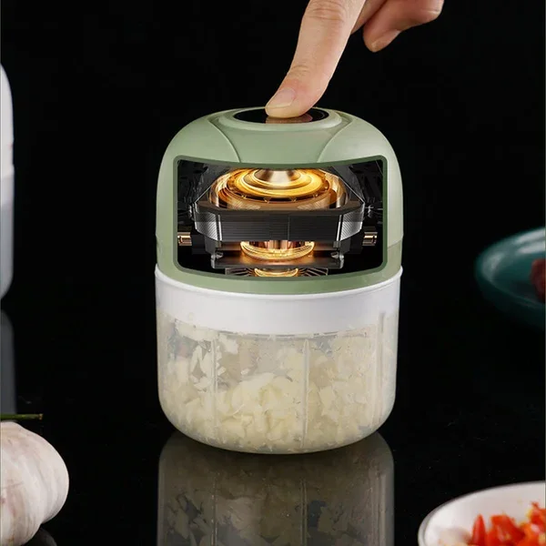 Mini hachoir électrique