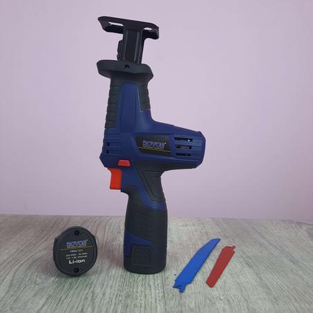 منشار كهربائي 12 فولت لاسلكي مع 2 شفرات