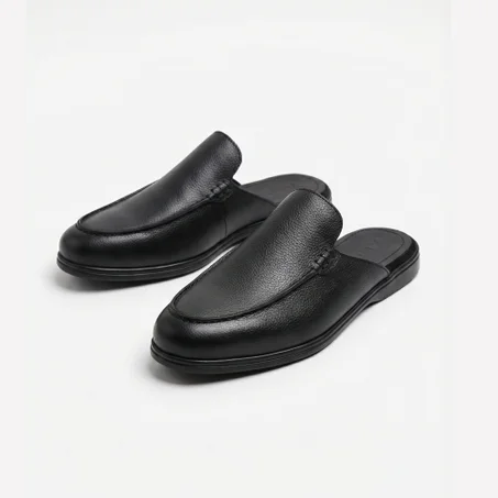 babouche en cuir noir