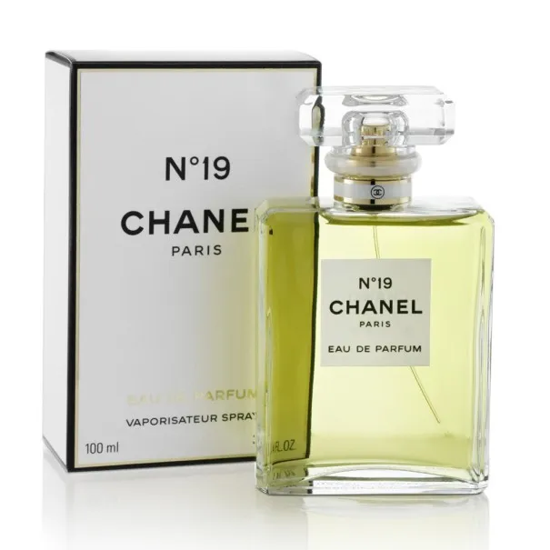 CHANEL | N°19