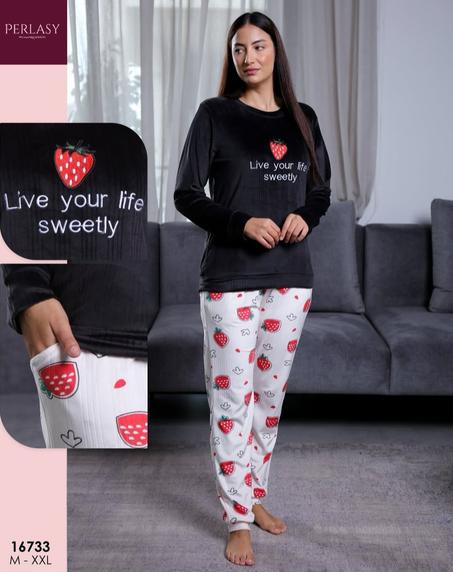 Live your life sweerly pyjama