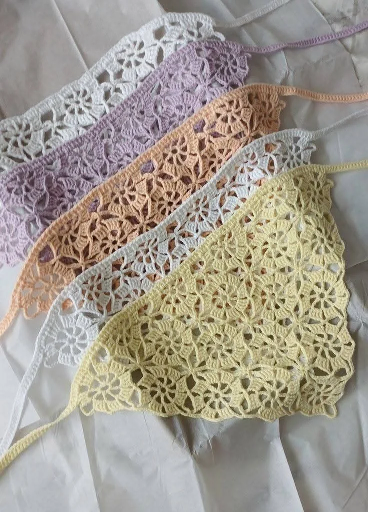Elegant Lace Crochet Bandana 🌸