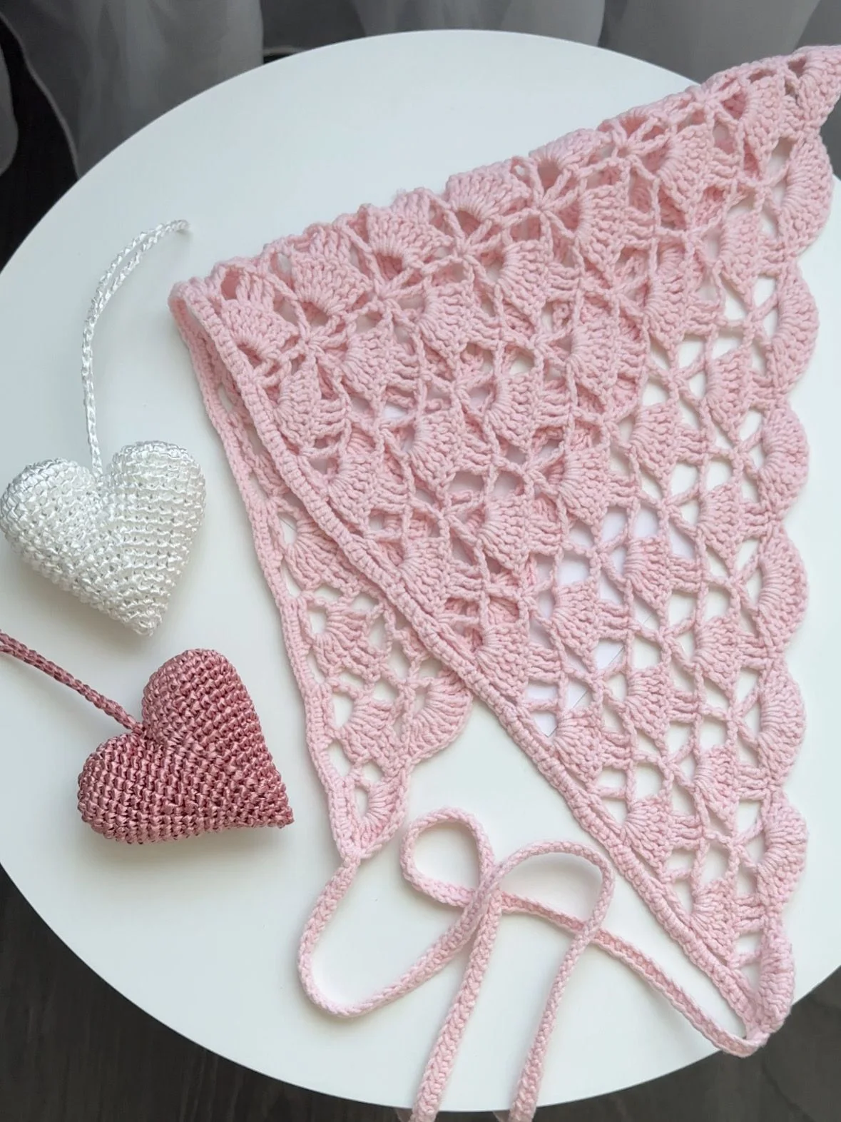 Elegant Lace Crochet Bandana 🌸