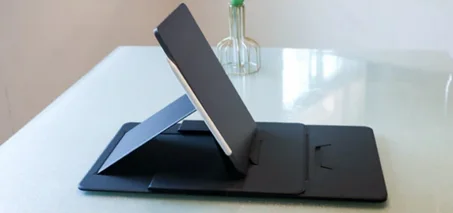 حامل كمبيوتر قابل للطي