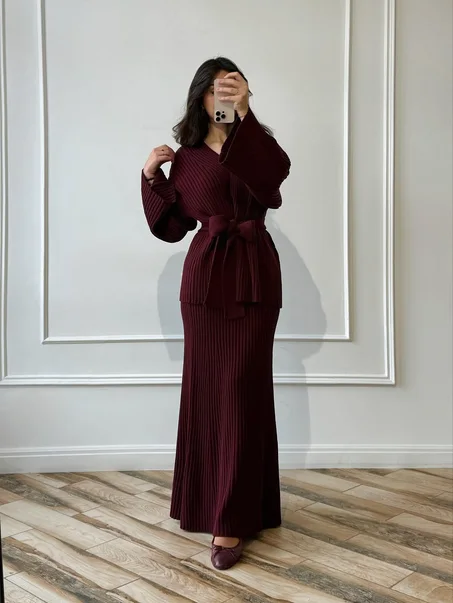 Ensemble Jupe & Cardigan en Maille Côtelée
