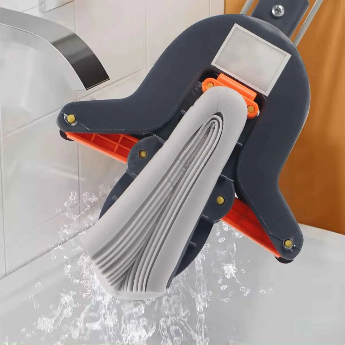 ممسحة إسفنجية صغيرة للتنظيف السريع والفعال