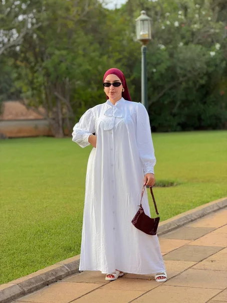 روب طويل أنيق ومحتشم