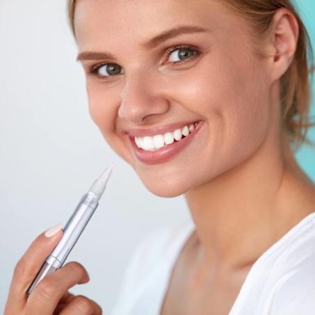 Flawless Teeth Whitening Pen