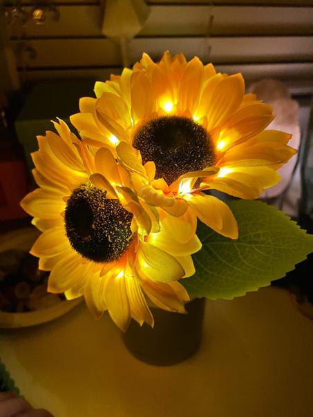 Sunflower LED Table Lamp USB Rechargeable