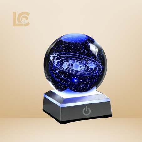 مصباح كرة كريستالية ثلاثية الأبعاد