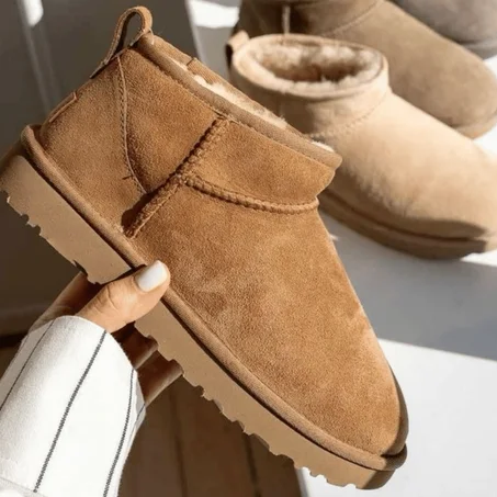 UGG MINI BOOTS