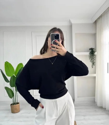 PULL TASSNIM