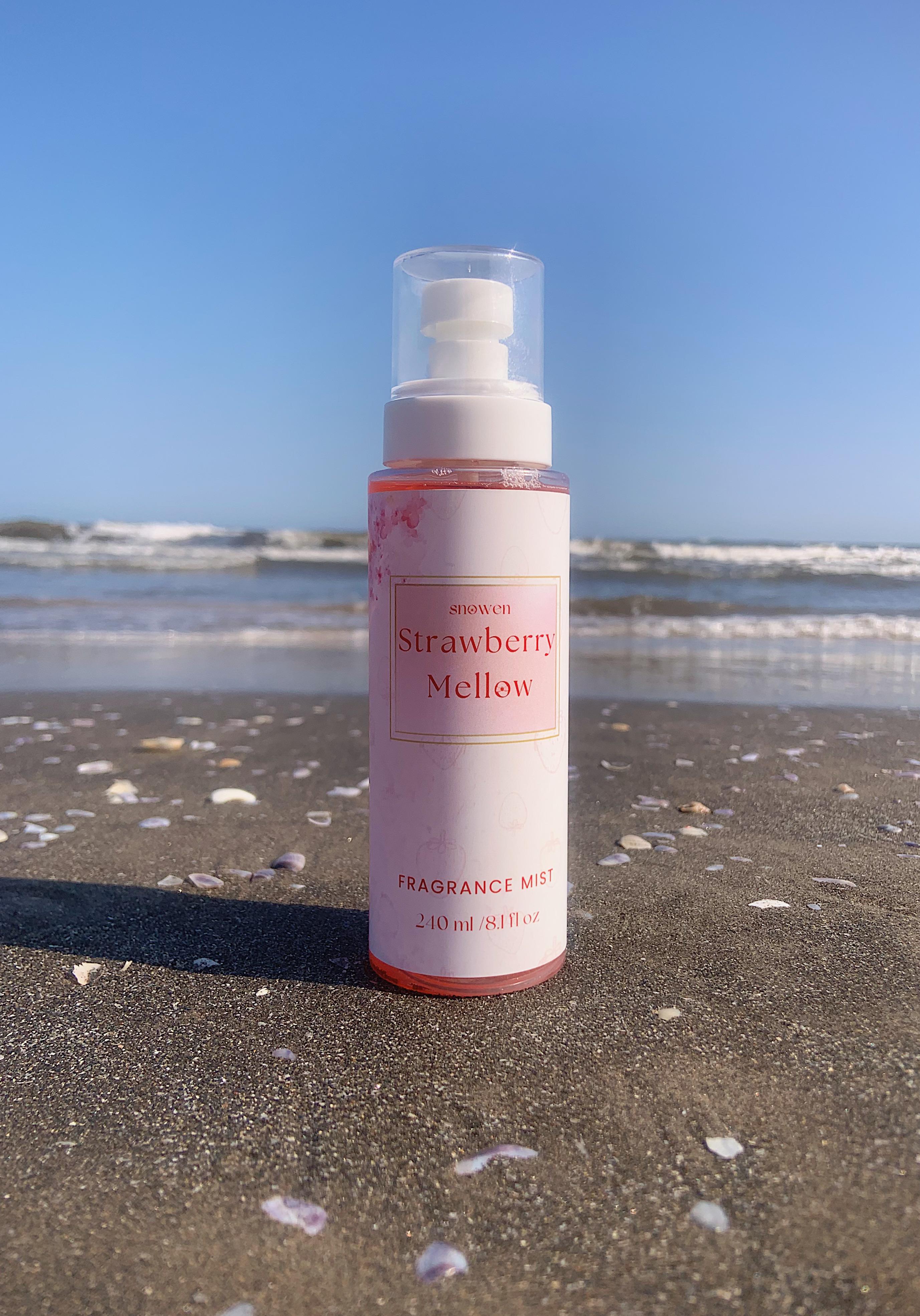 Strawberry mellow body splash 240ml
