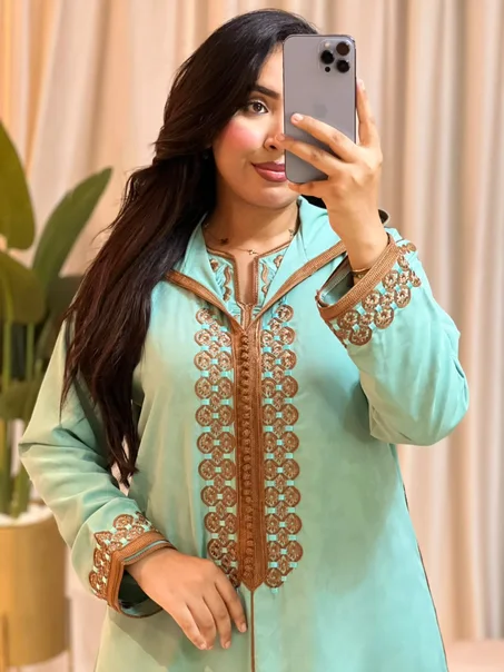 جلابة هماوية مخزانية دوبْياس مطروزة + قميص تحتاني.. 💃