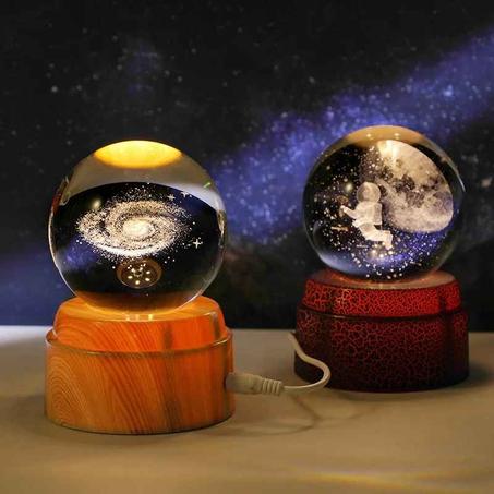 كرة الكريستال المضيئة ثلاثية الأبعاد