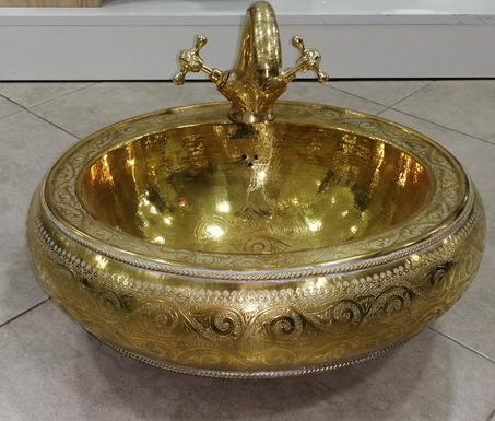 Gorgeous Basin and Bathroom Sink Faucet Engraved in Brass