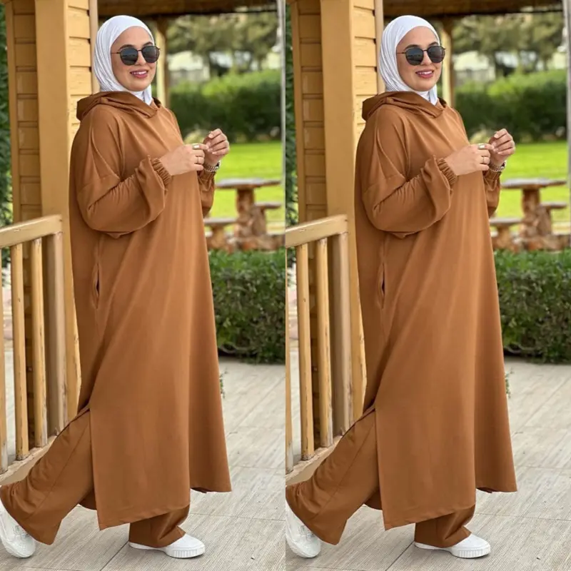 أنصومبل بالسروال توب مونطوني
