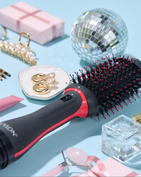 فرشاة كهربائية لتجفيف وتصفيف الشعر