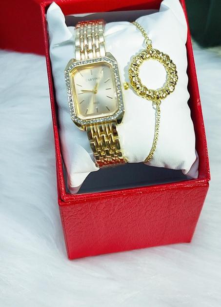 ساعة نسائية انيقة لسنة 2025