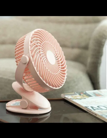 مروحة صغيرة متنقلة