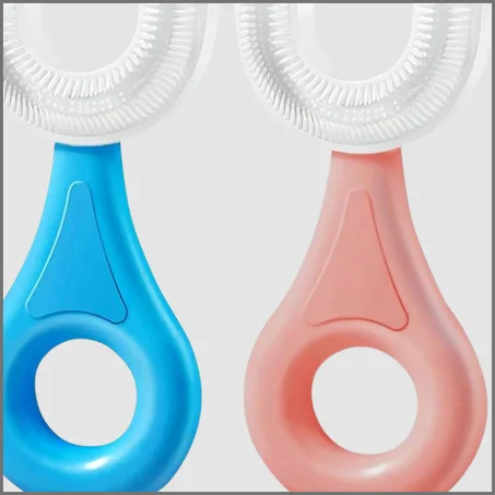 SMILE KIDS سمايل كيدز (U فرشاة أسنان على شكل حرف