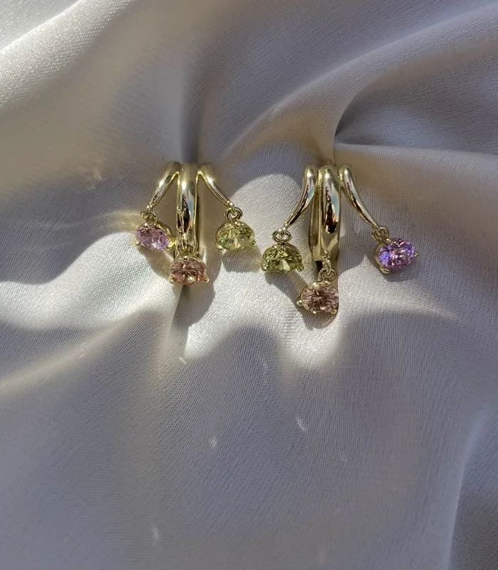 Boucles D'oreilles avec zircon en couleur