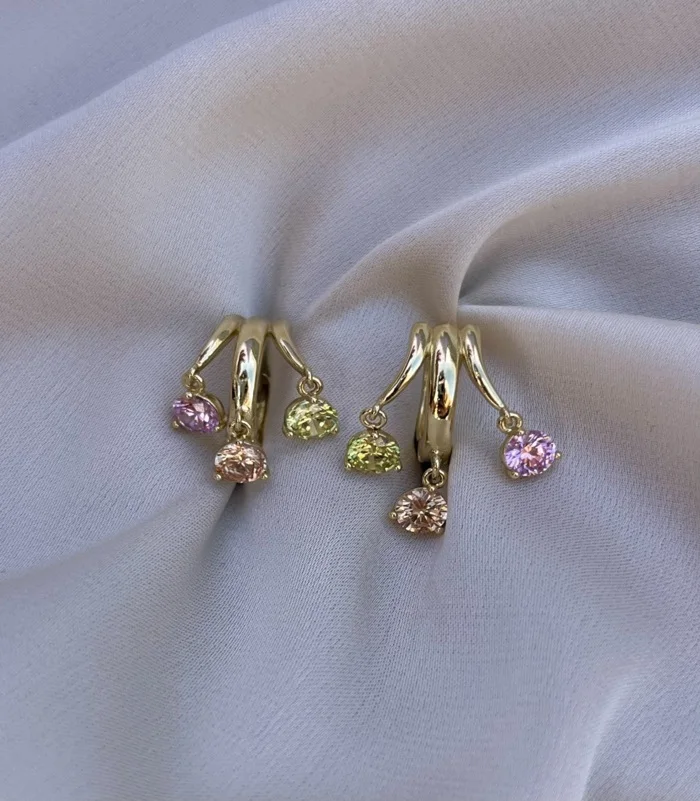 Boucles D'oreilles avec zircon en couleur