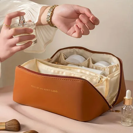 حقيبة تنظيم مستحضرات التجميل للسفر 💄👜✨