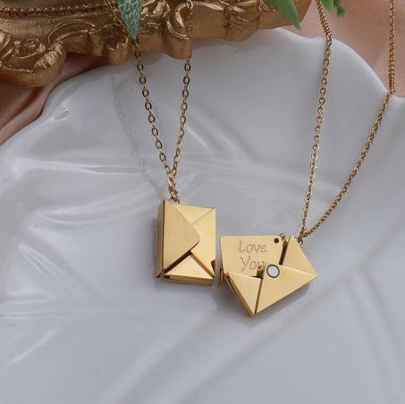 💎 قلادة بطاقة أحبك💎