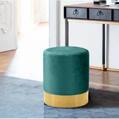 Pouf vert  living confortable avec une base en métal doré