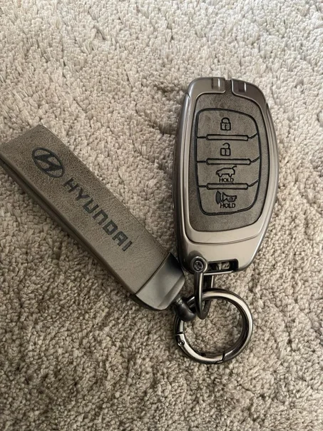 protège clés Hyundai santafé/ sonata/ tucson ....