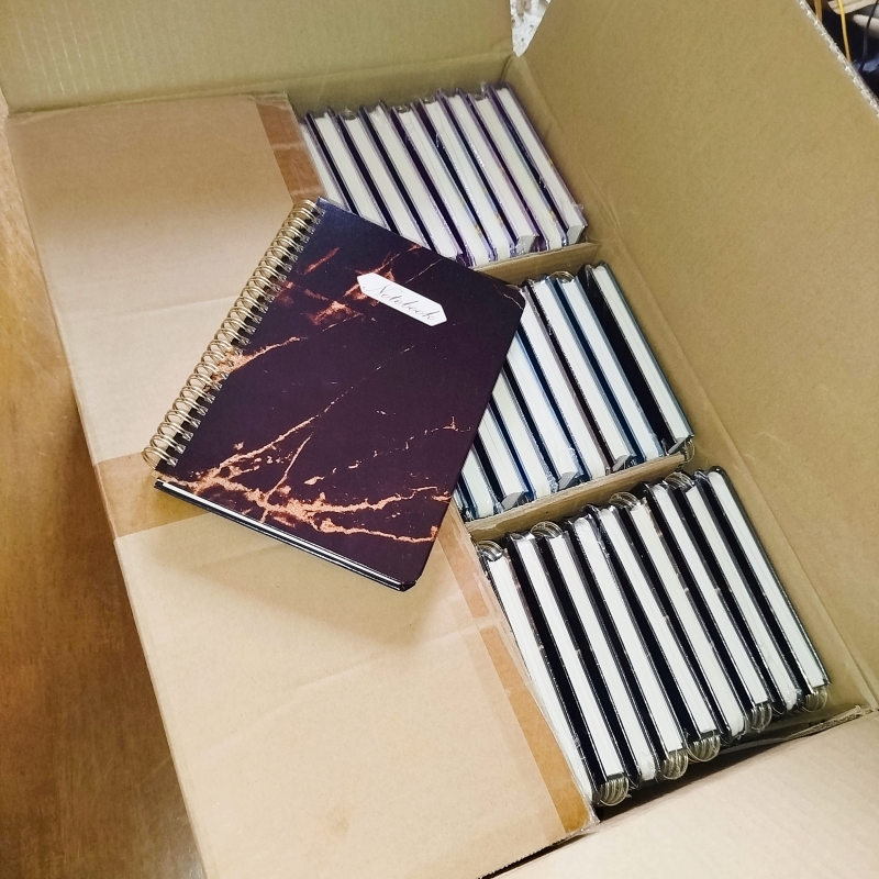 25 ou 50 Notebooks au Prix du Gros - DESTOCKAGE FINAL -