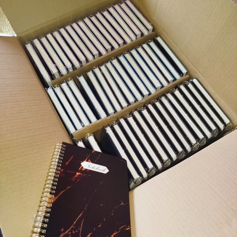 25 ou 50 Notebooks au Prix du Gros - DESTOCKAGE FINAL -