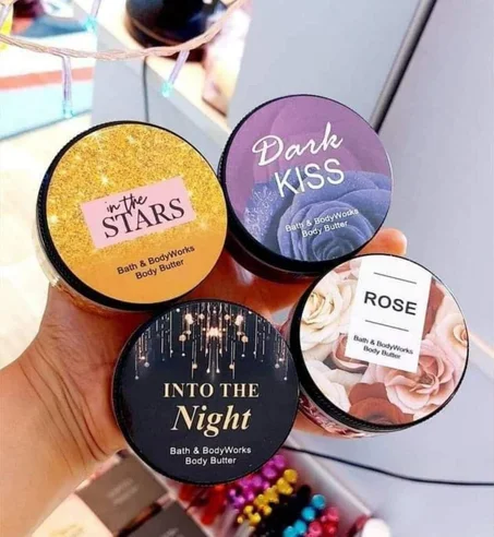 Bath&body works - مخمرية لتقتيح وتعطير الجسم والاماكن الحساسة وتعطير الشعر - 4 روائح مختلفة