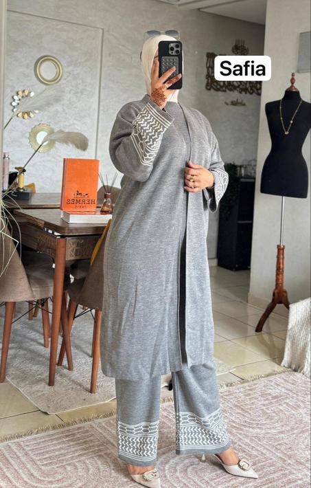 عباية انيقة للنساء