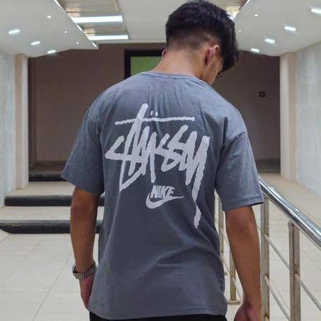 T-shirt oversize stussy x nike grey