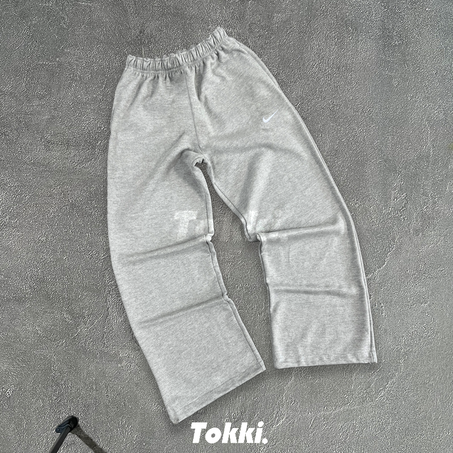 NIKE BAGGY JOGGER