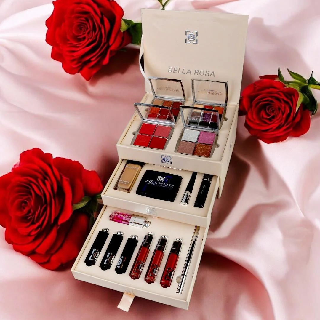 Pack Makeup Bella Rosa / طقم مكياج فاخر بعلبة أنيقة