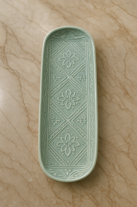 Assiette  Rectangulaire - Vert Amande & Motifs en Relief