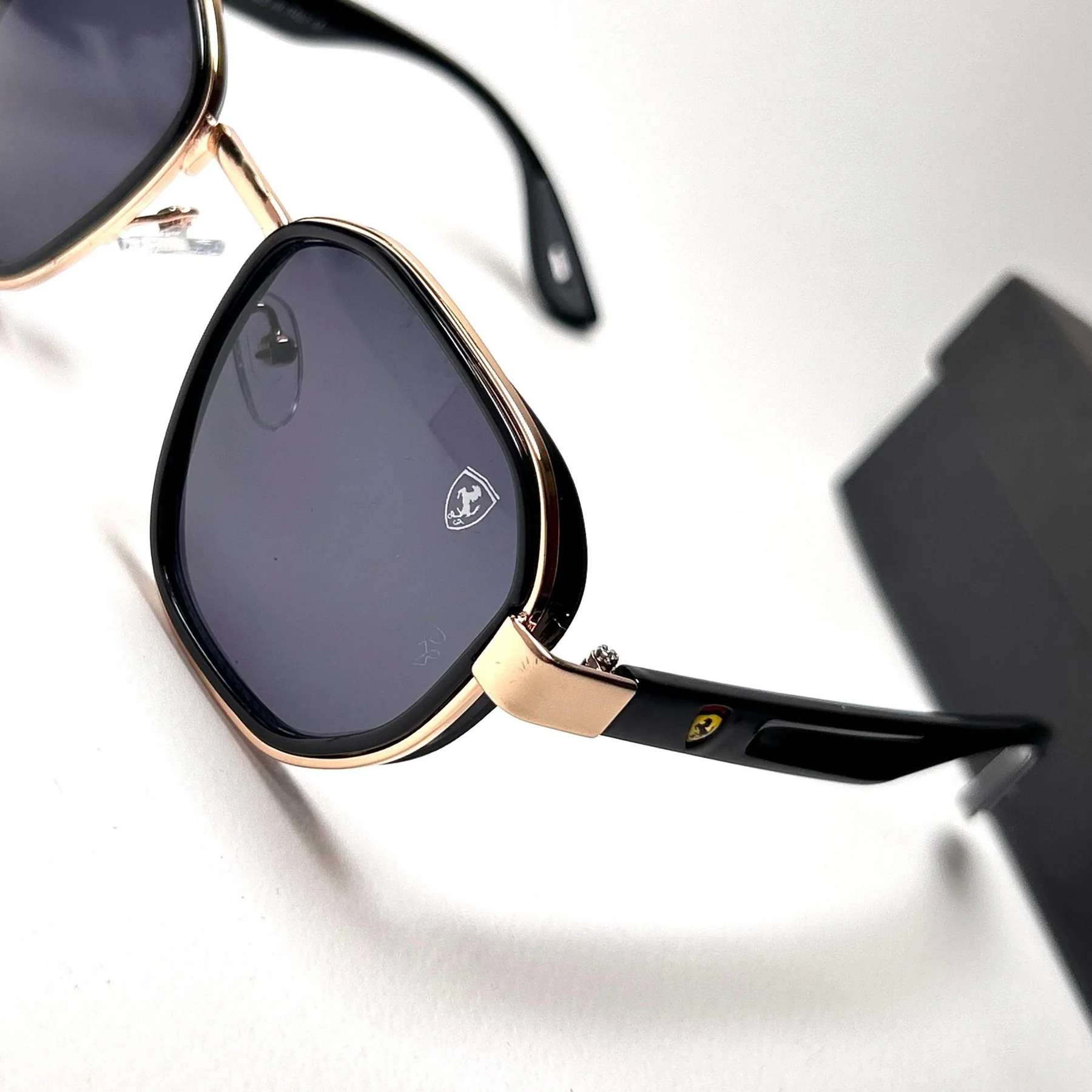 Ray Ban RB3674 Scuderia Ferrari - Golden Black