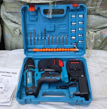 مفك براغي و متقاب